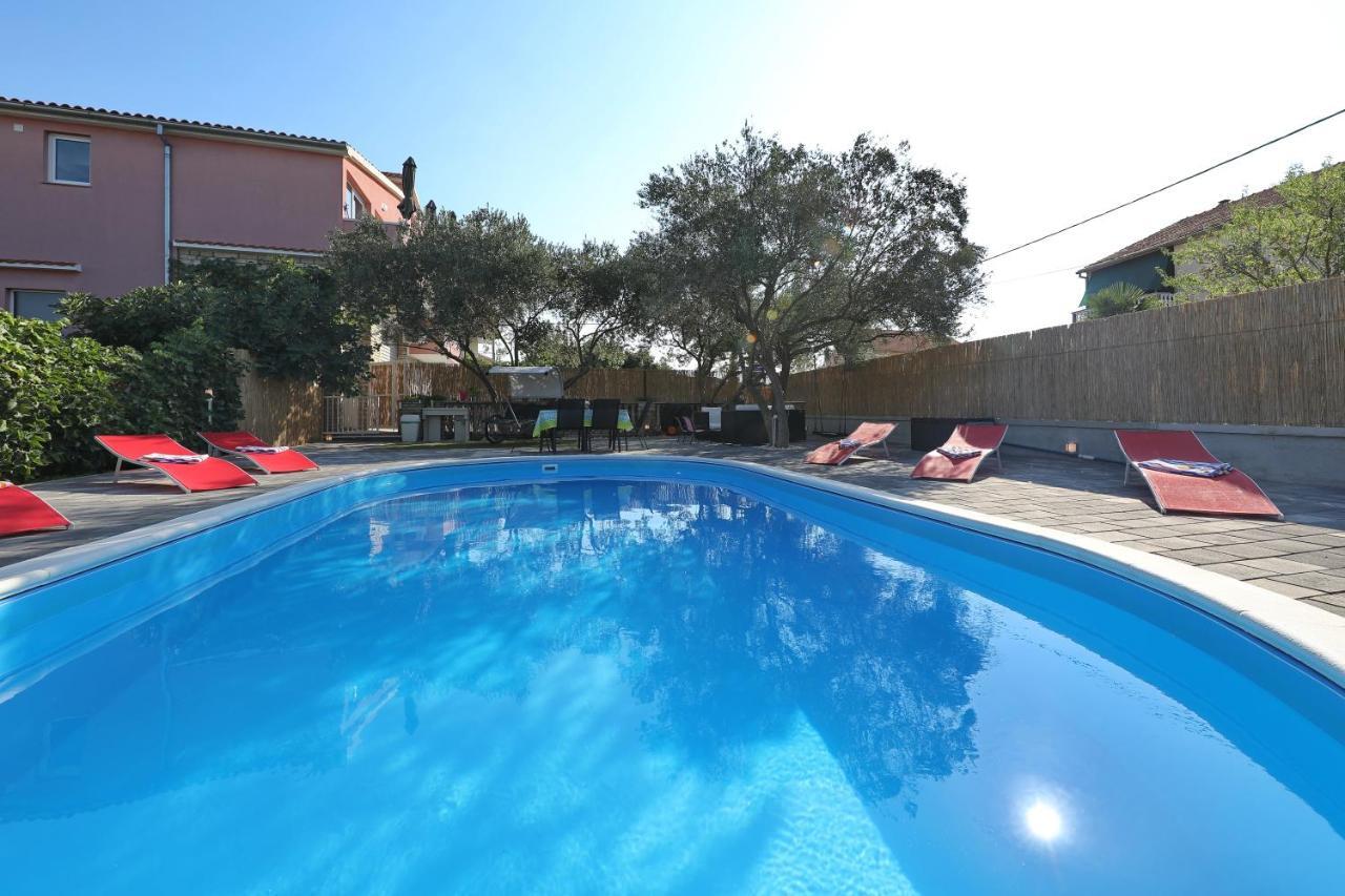 Apartment With Private Pool Sukošan エクステリア 写真
