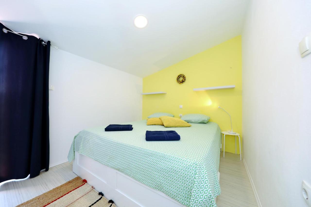 Apartment With Private Pool Sukošan エクステリア 写真