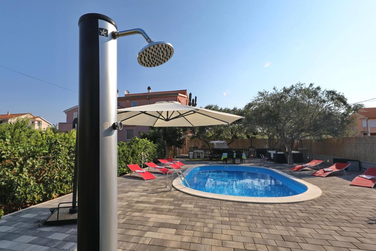 Apartment With Private Pool Sukošan エクステリア 写真
